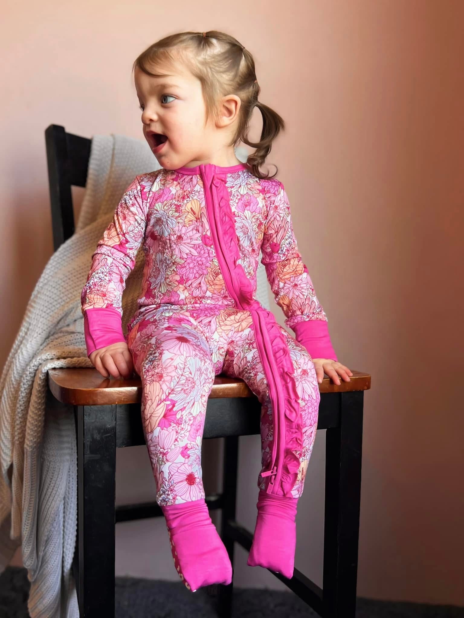 Girls Journee Bamboo Ruffle Convertible Footie