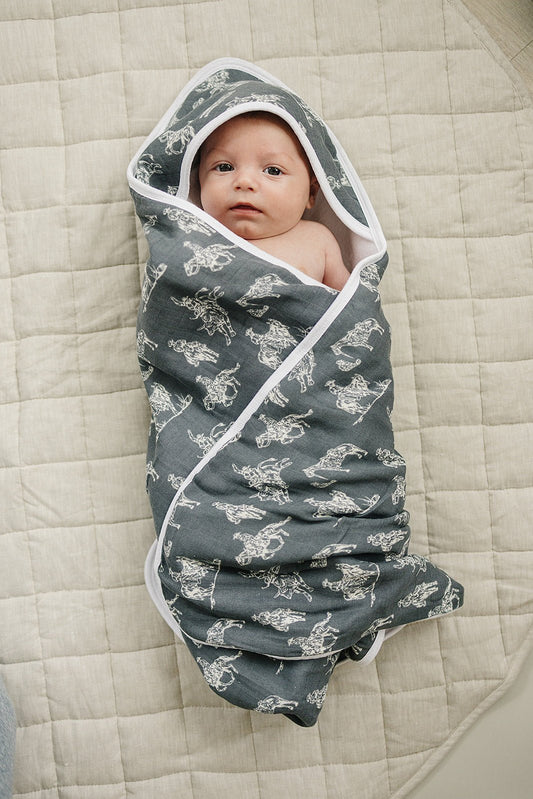Muslin Hooded Towel - Blissfully Lavender BoutiqueMebie Baby