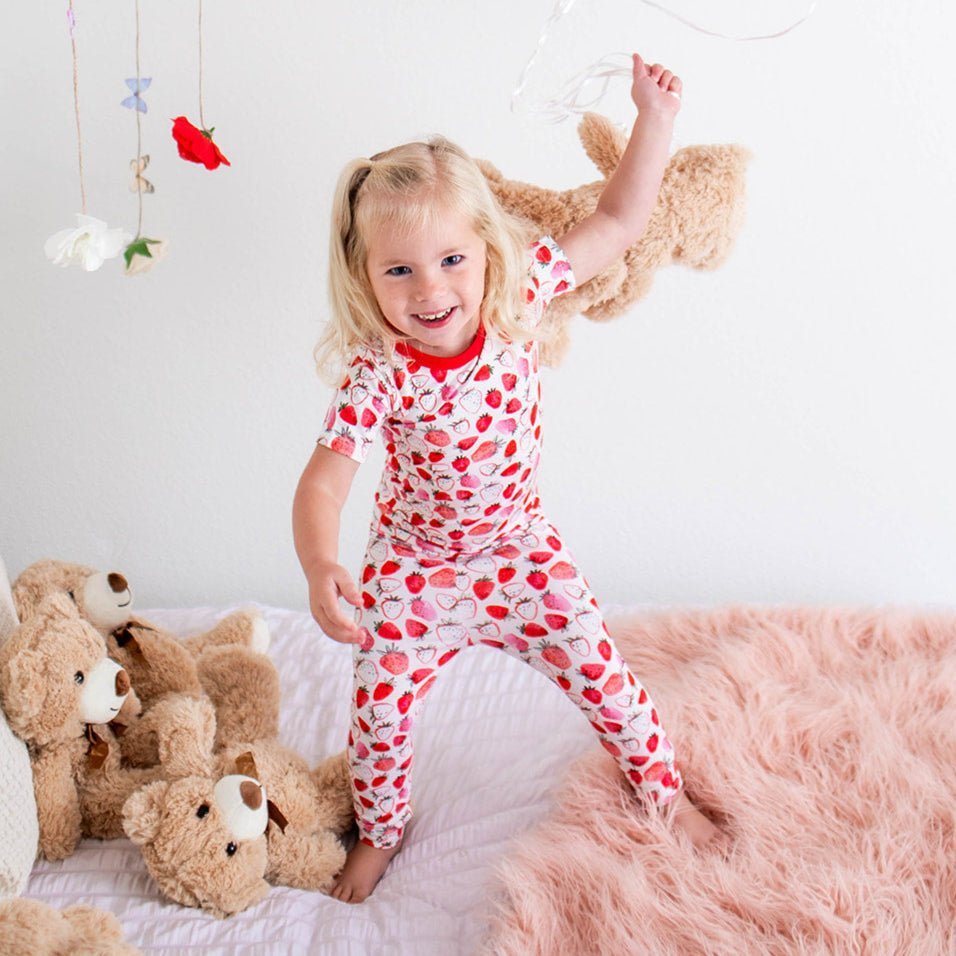 Strawberry Fields Short Sleeve Pajama - Blissfully Lavender BoutiqueBestaroo