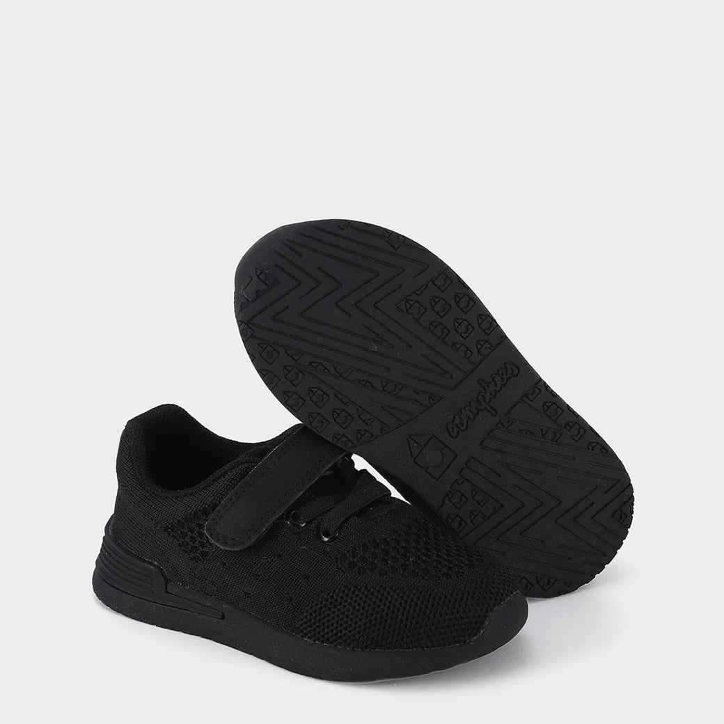 Wynn Boys Hook & Loop Sneaker