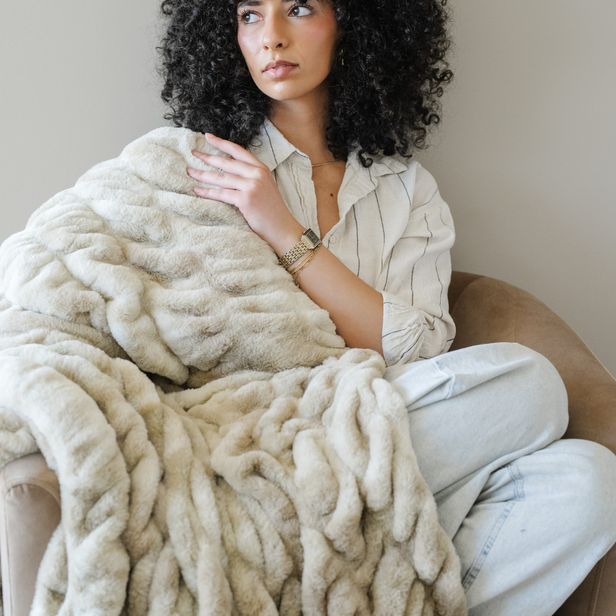 Double Ruched Faux Fur XL Throw Blanket