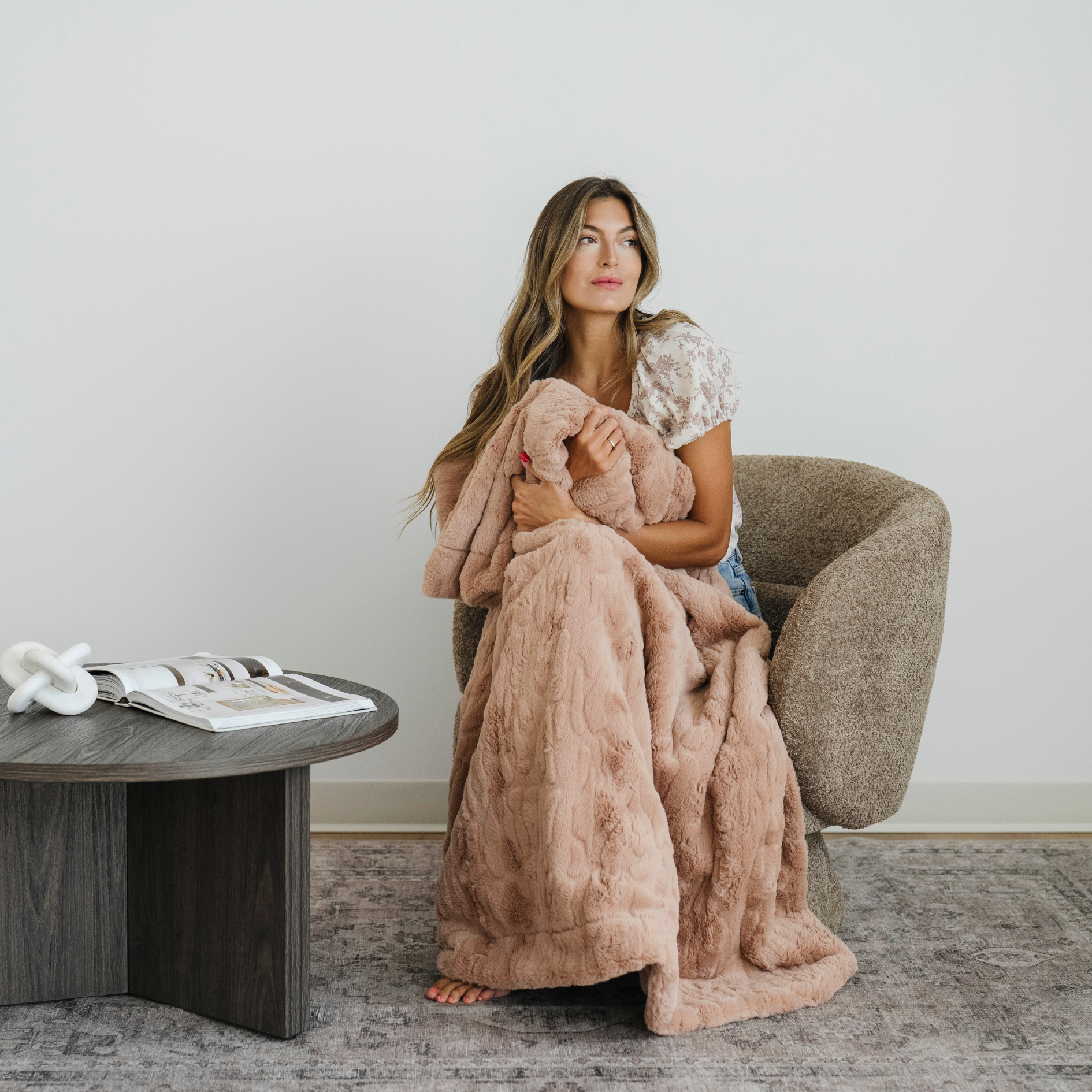 Patterned Faux Fur Throw Blanket