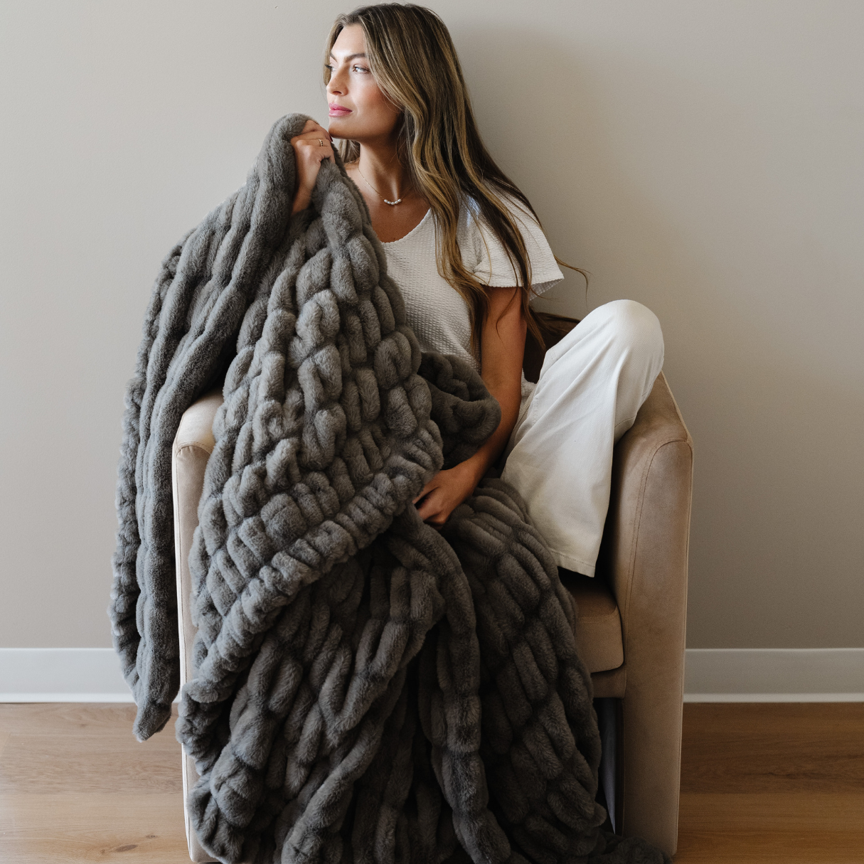 Double Ruched Faux Fur XL Throw Blanket