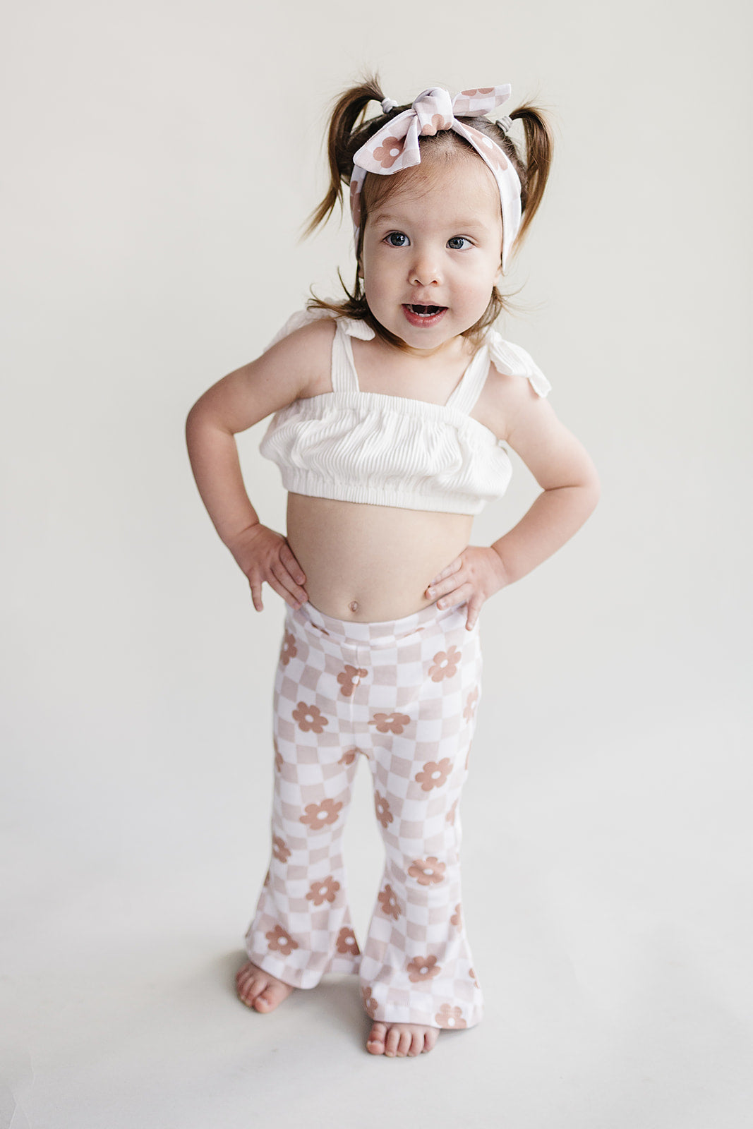 Girls Latte Daisy Flare Set
