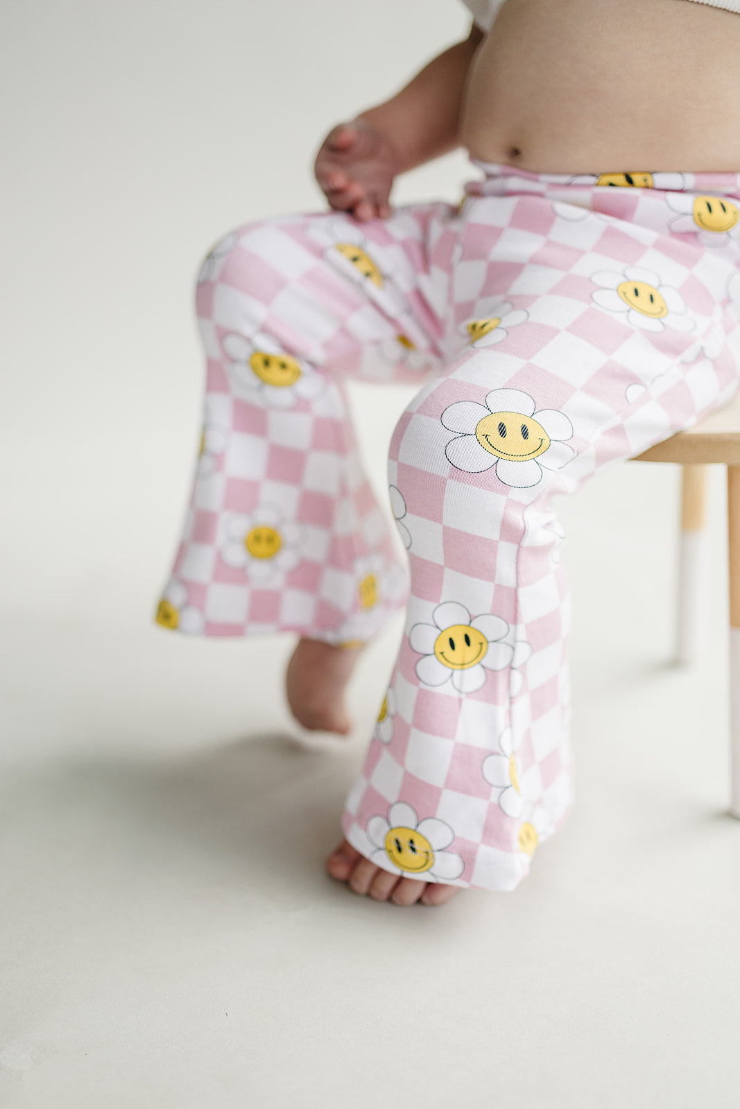 Girls Smiley Daisy Flare Set