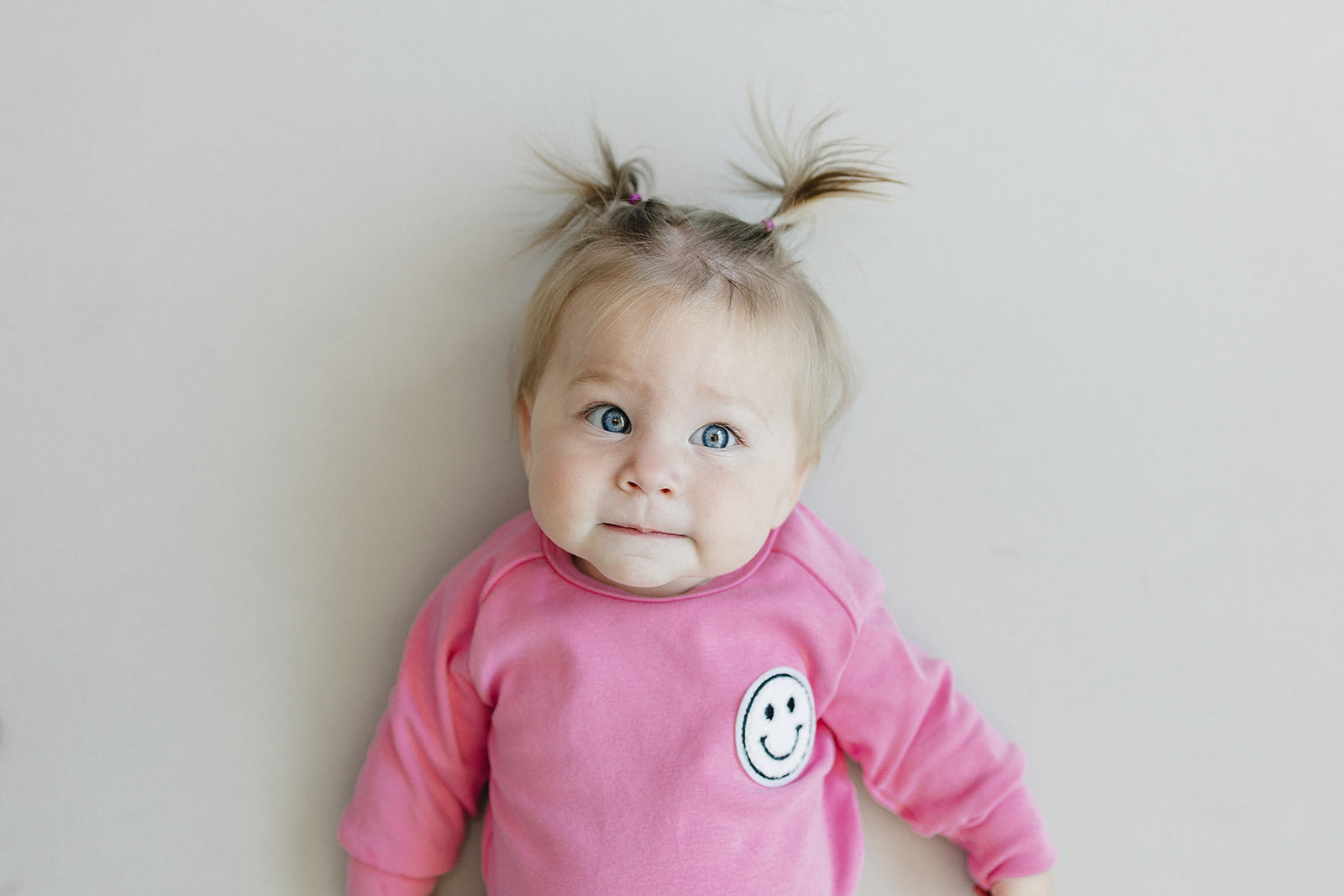 Smiley Bubble Gum Girls Lounge Set