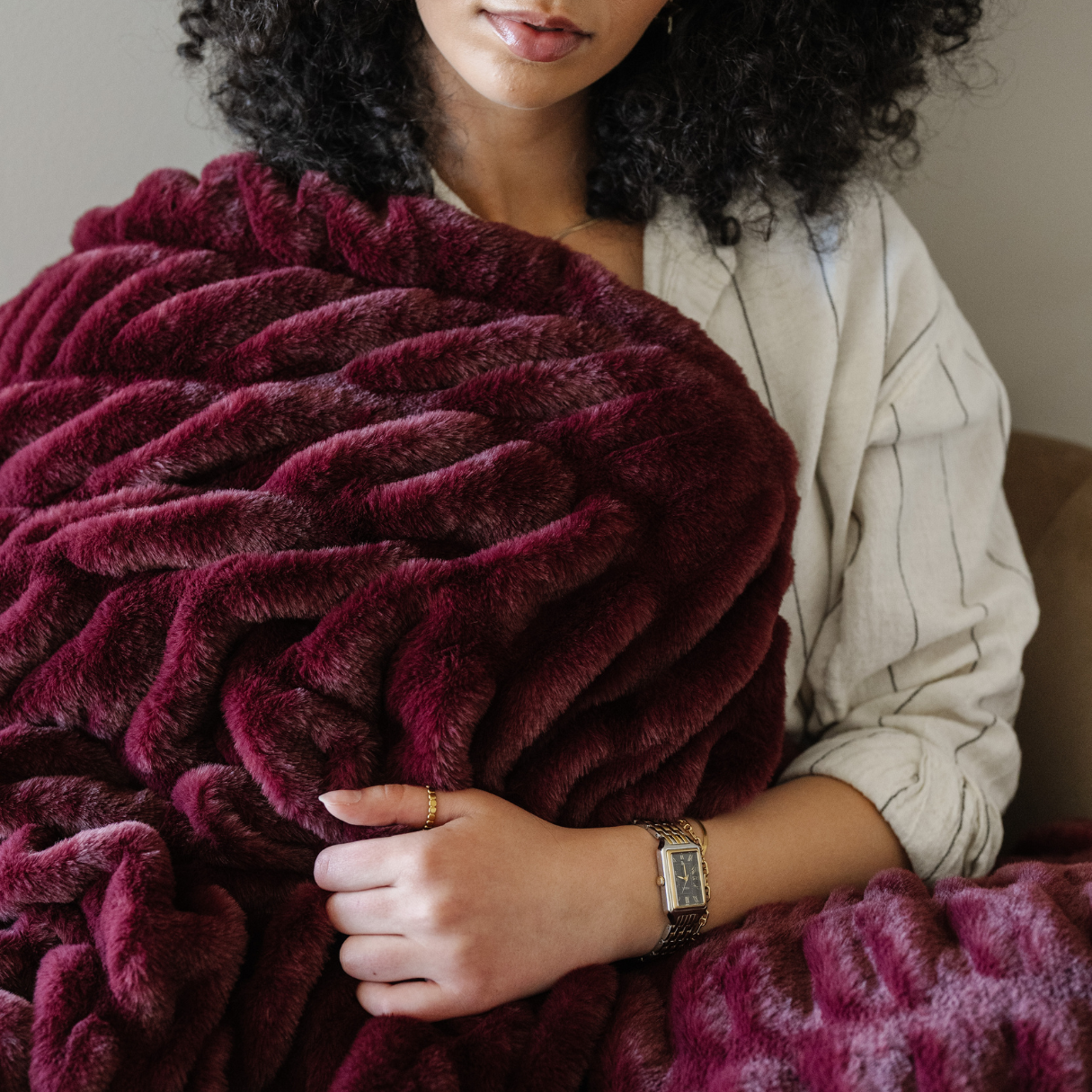 Double Ruched Faux Fur XL Throw Blanket