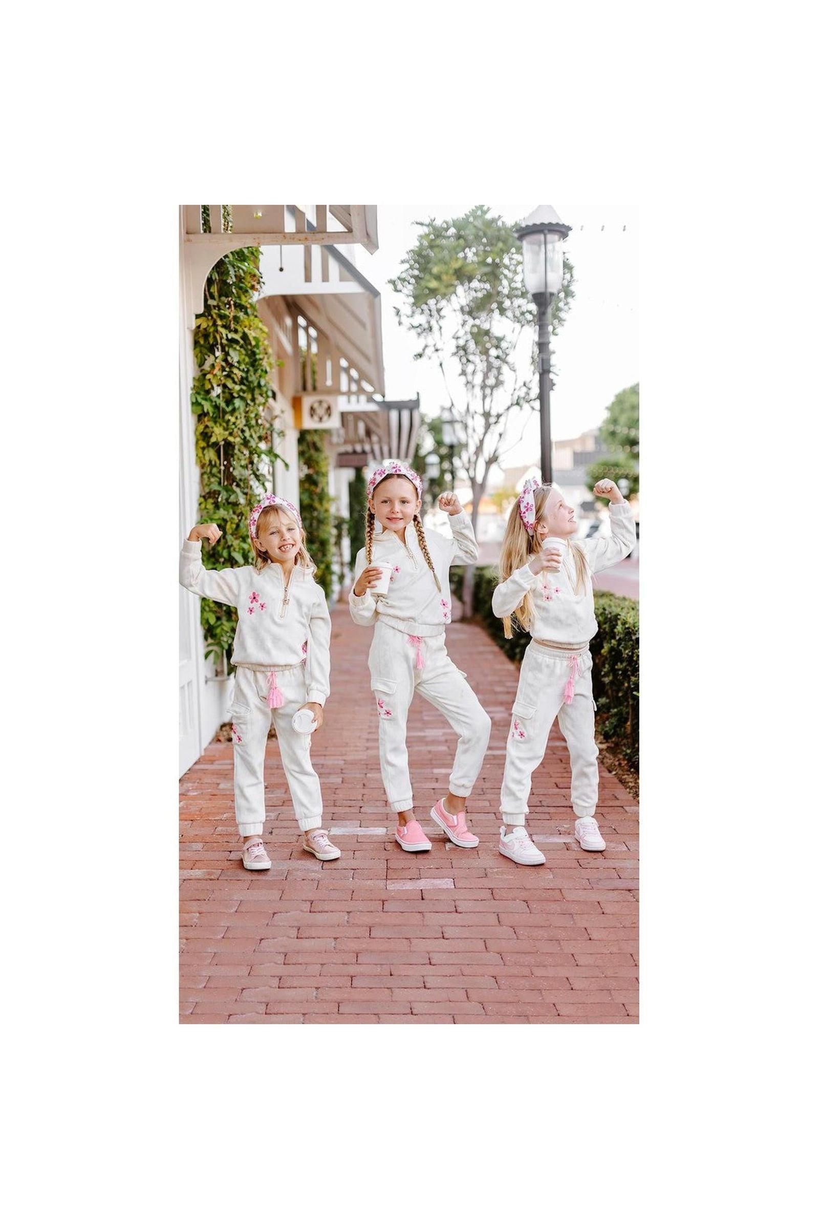 Girls Marble Dye Flower Jogger Set