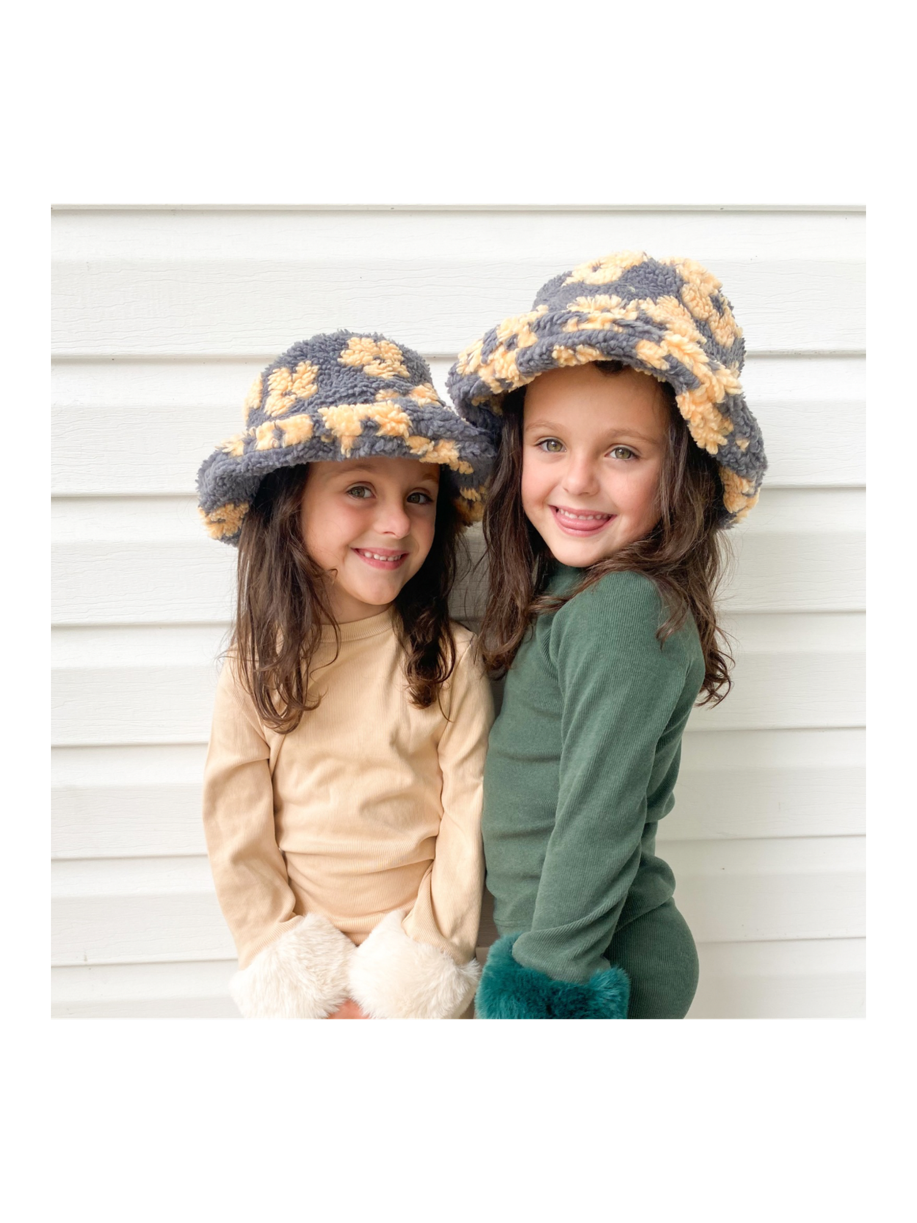 Toddler Sherpa Flower Bucket Hat
