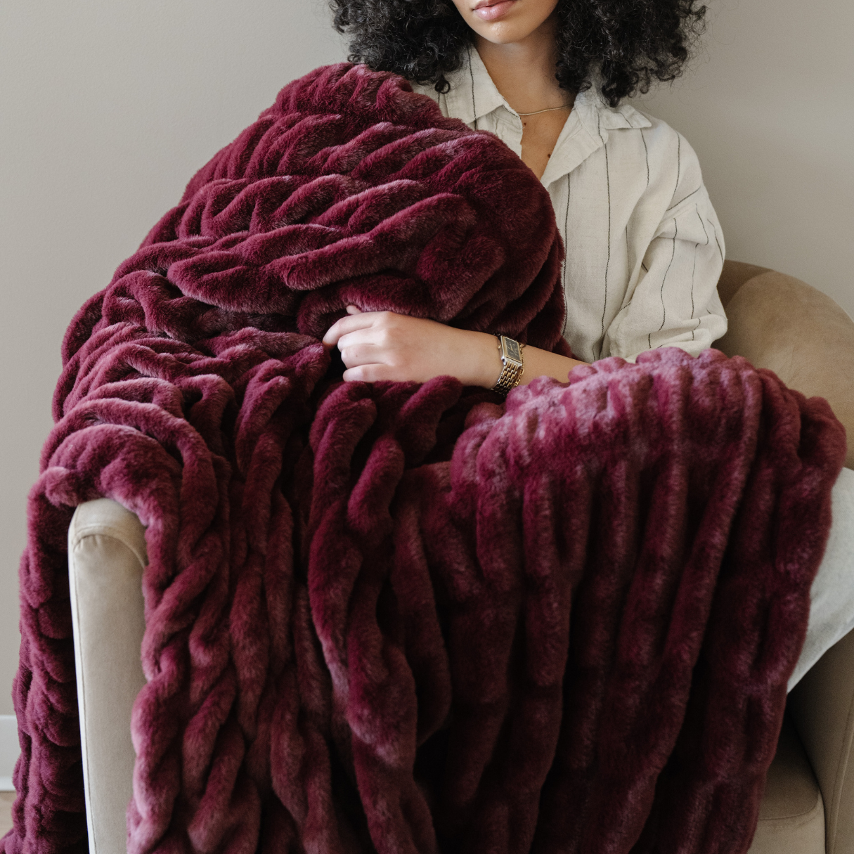 Double Ruched Faux Fur XL Throw Blanket