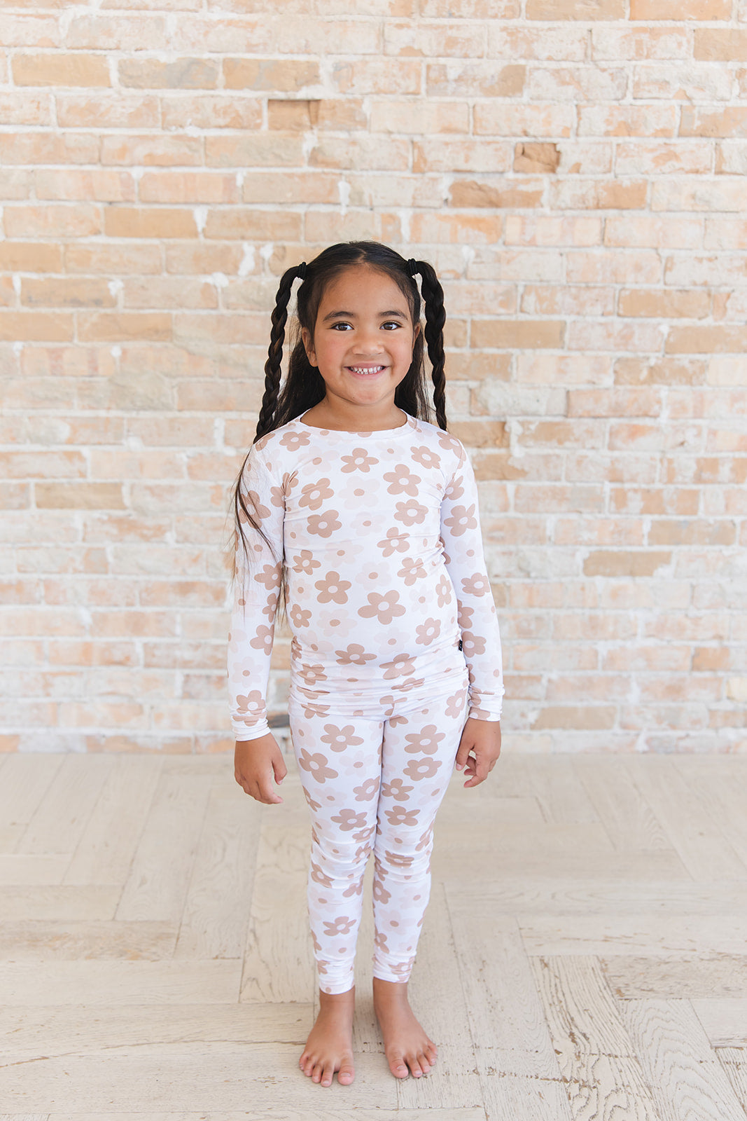 Sad Beige Daisy (new) - Set
