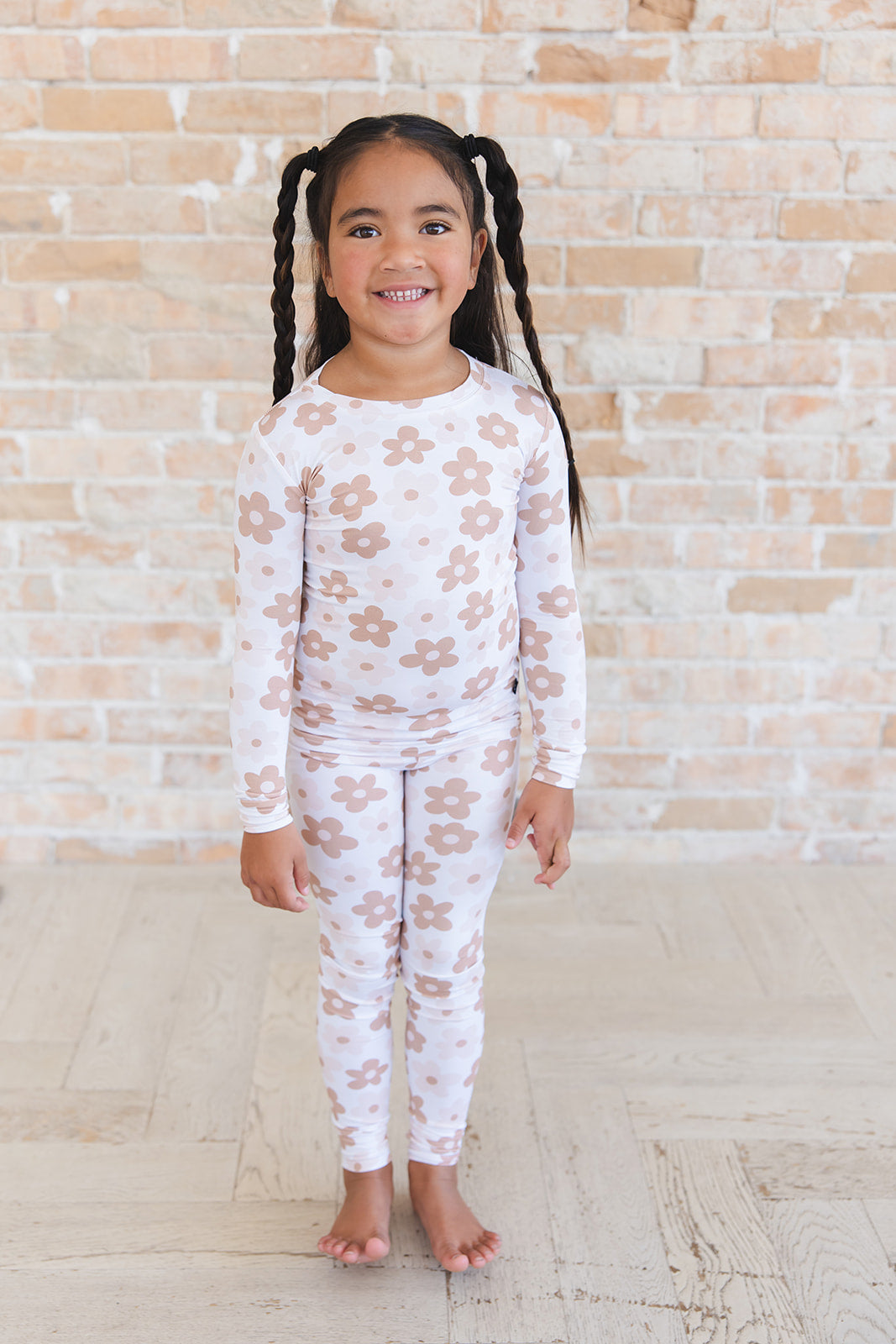 Sad Beige Daisy (new) - Set