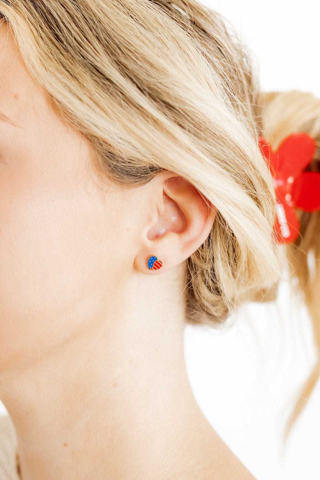 American Heart Stud Earrings – Screwback Gold