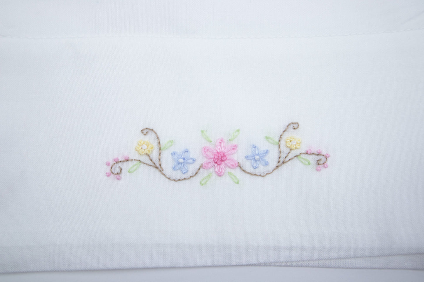 Delicate Floral Batiste Day Gown, White