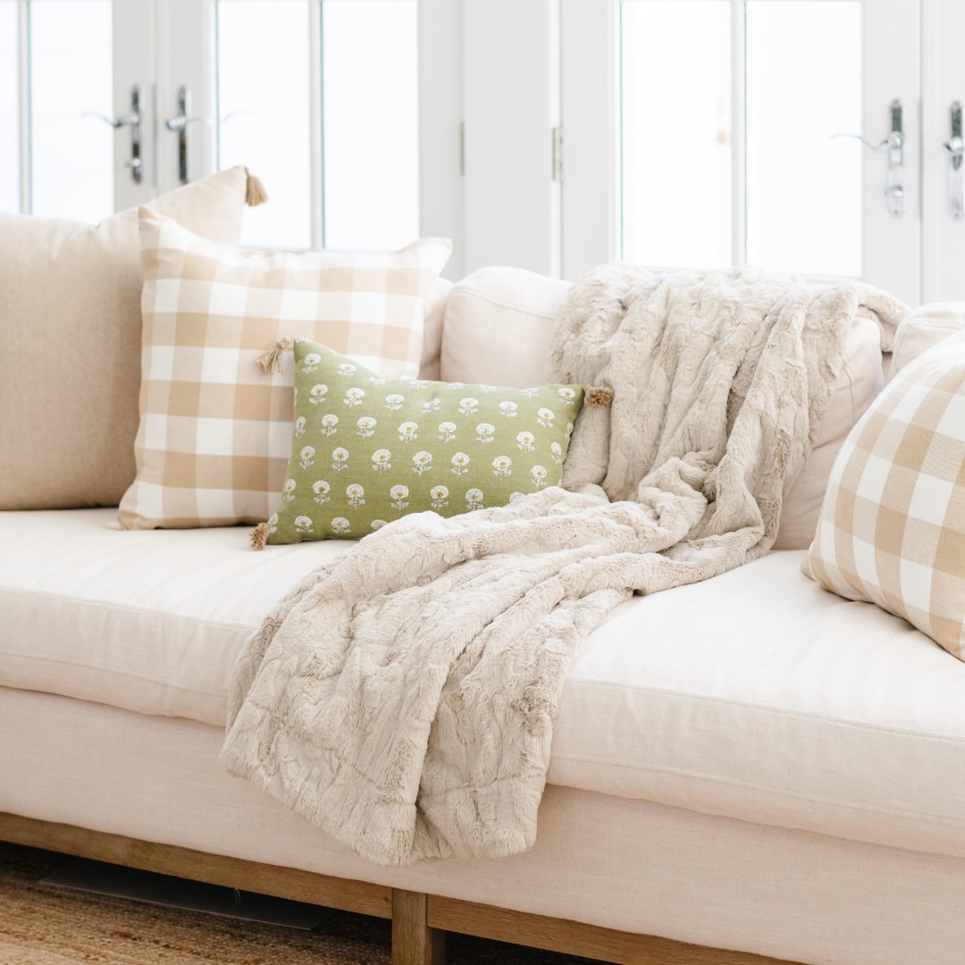 Patterned Faux Fur Throw Blanket