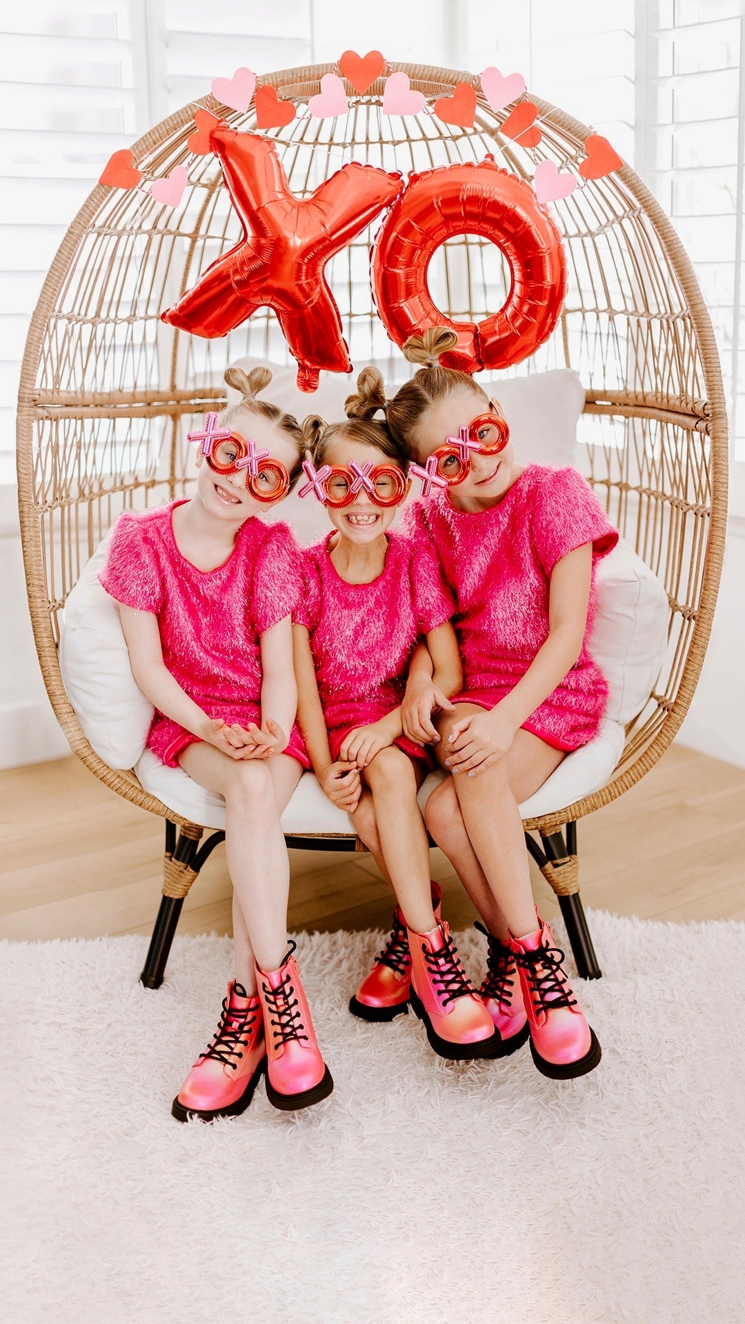 Girls Pink Sparkle Tinsel Set