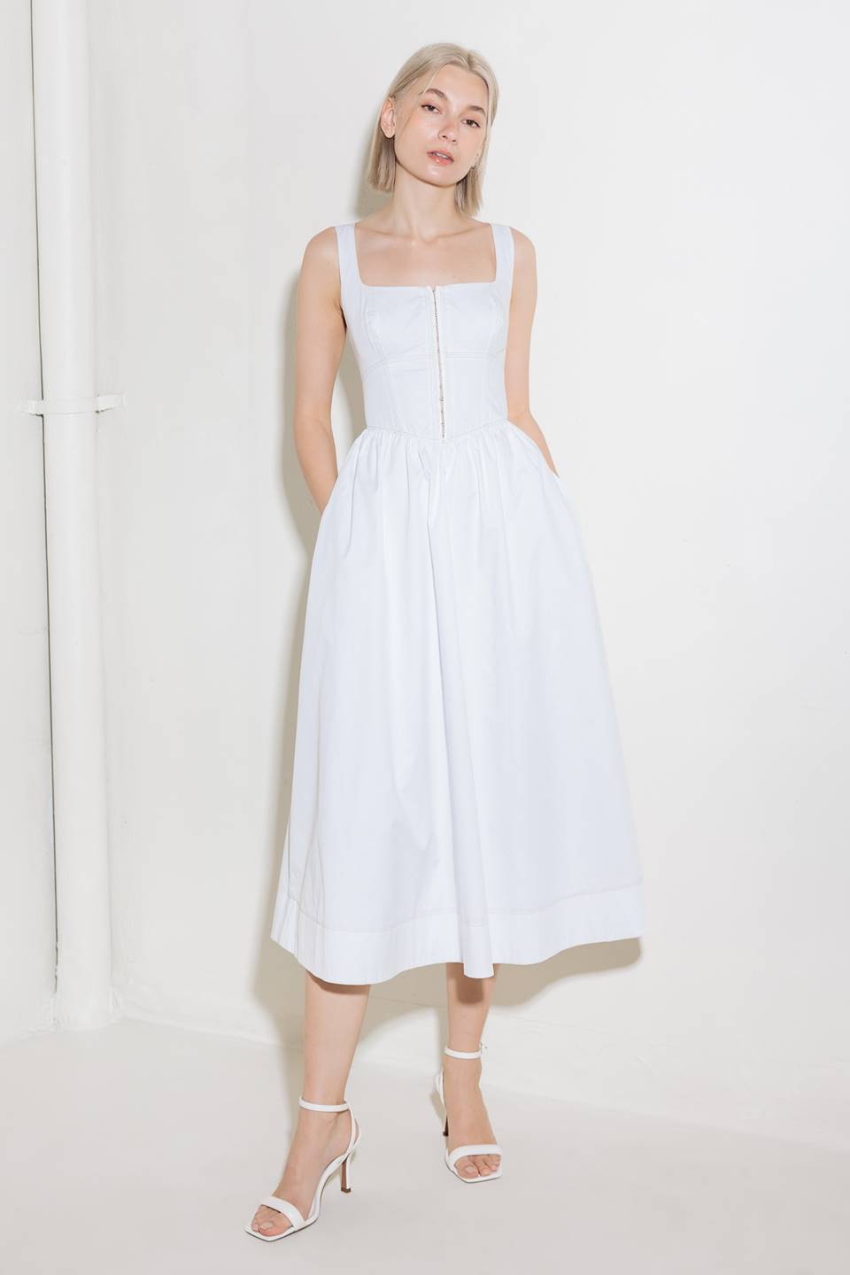 Catch the Sun Women’s Woven Midi Dress