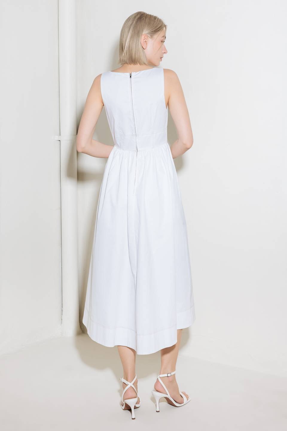 Catch the Sun Women’s Woven Midi Dress