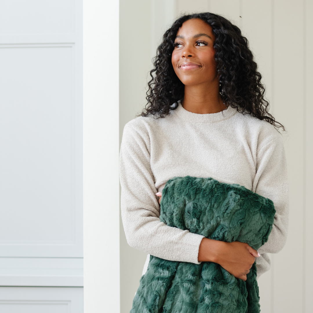 Patterned Faux Fur Throw Blanket