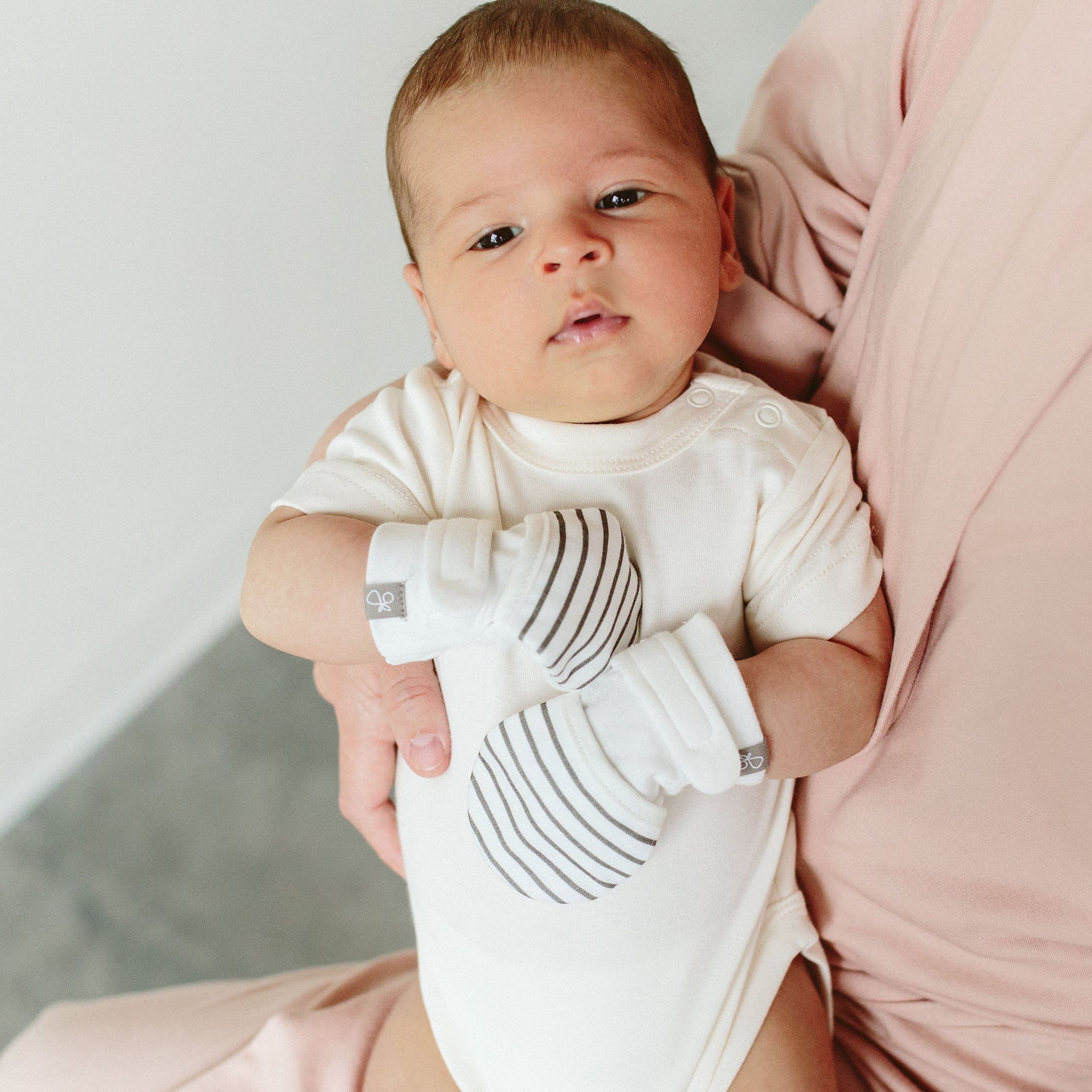 Stay-On Baby Mittens – Gray Stripe + Midnight (2-Pack)
