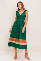 FOREST CHARM WOVEN COLOR BLOCKED MIDI DRESS
