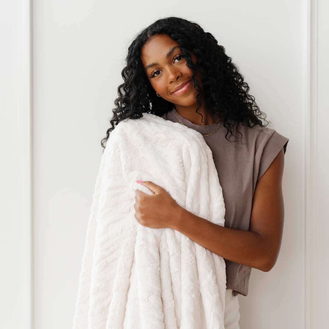Patterned Faux Fur Throw Blanket