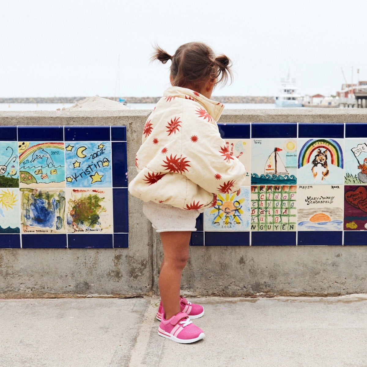 Wynn Girls Hook & Loop Sneaker