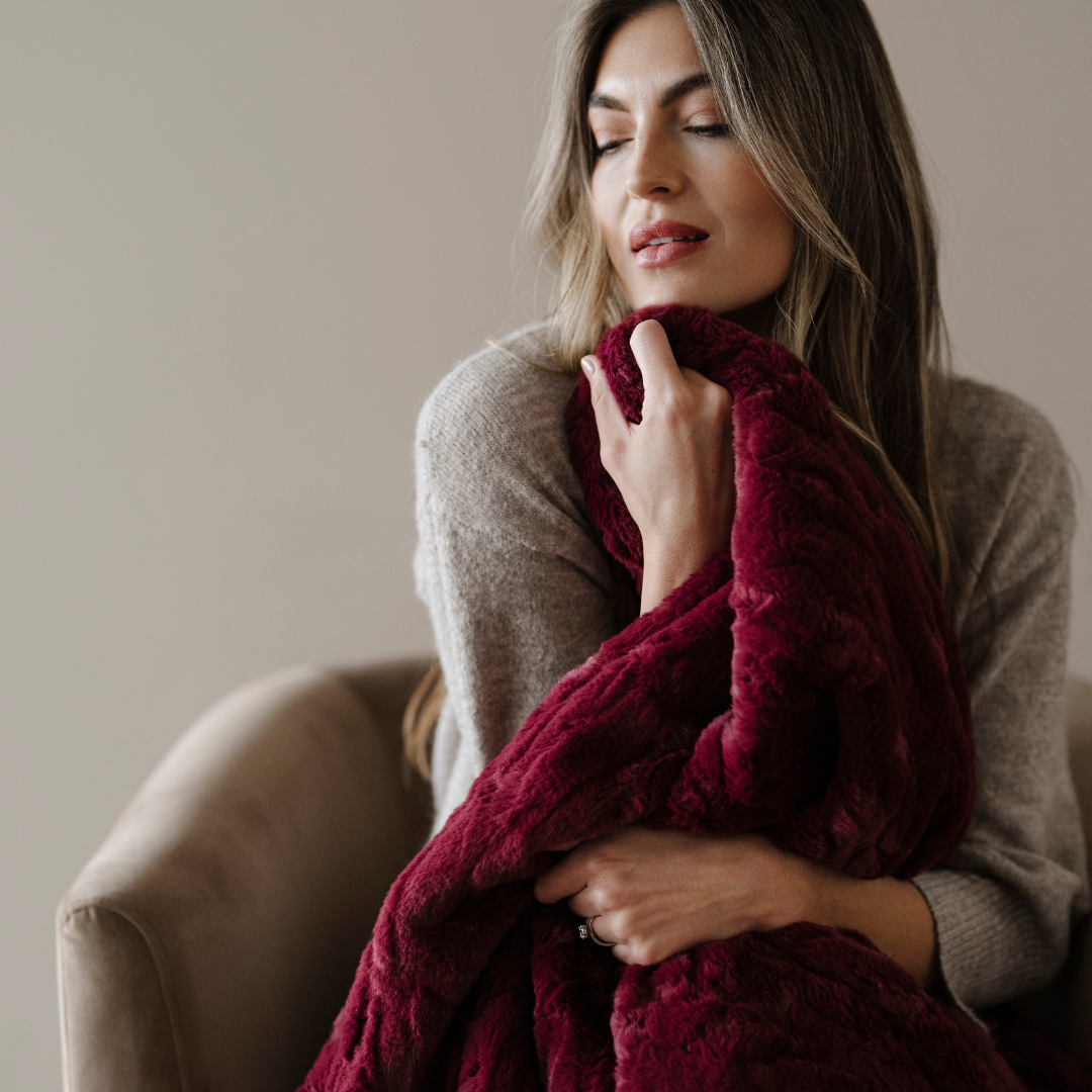 Patterned Faux Fur Throw Blanket
