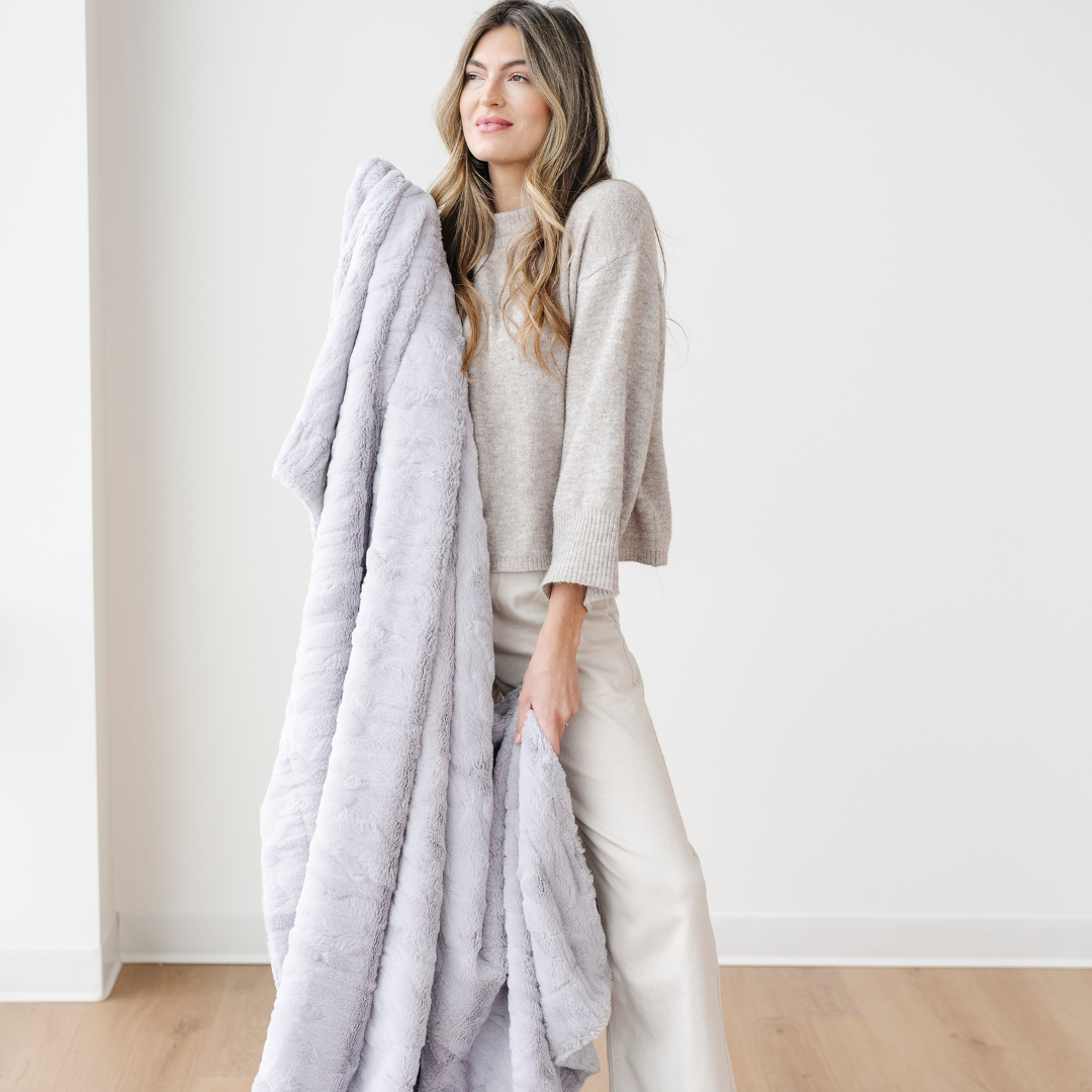Patterned Faux Fur Throw Blanket