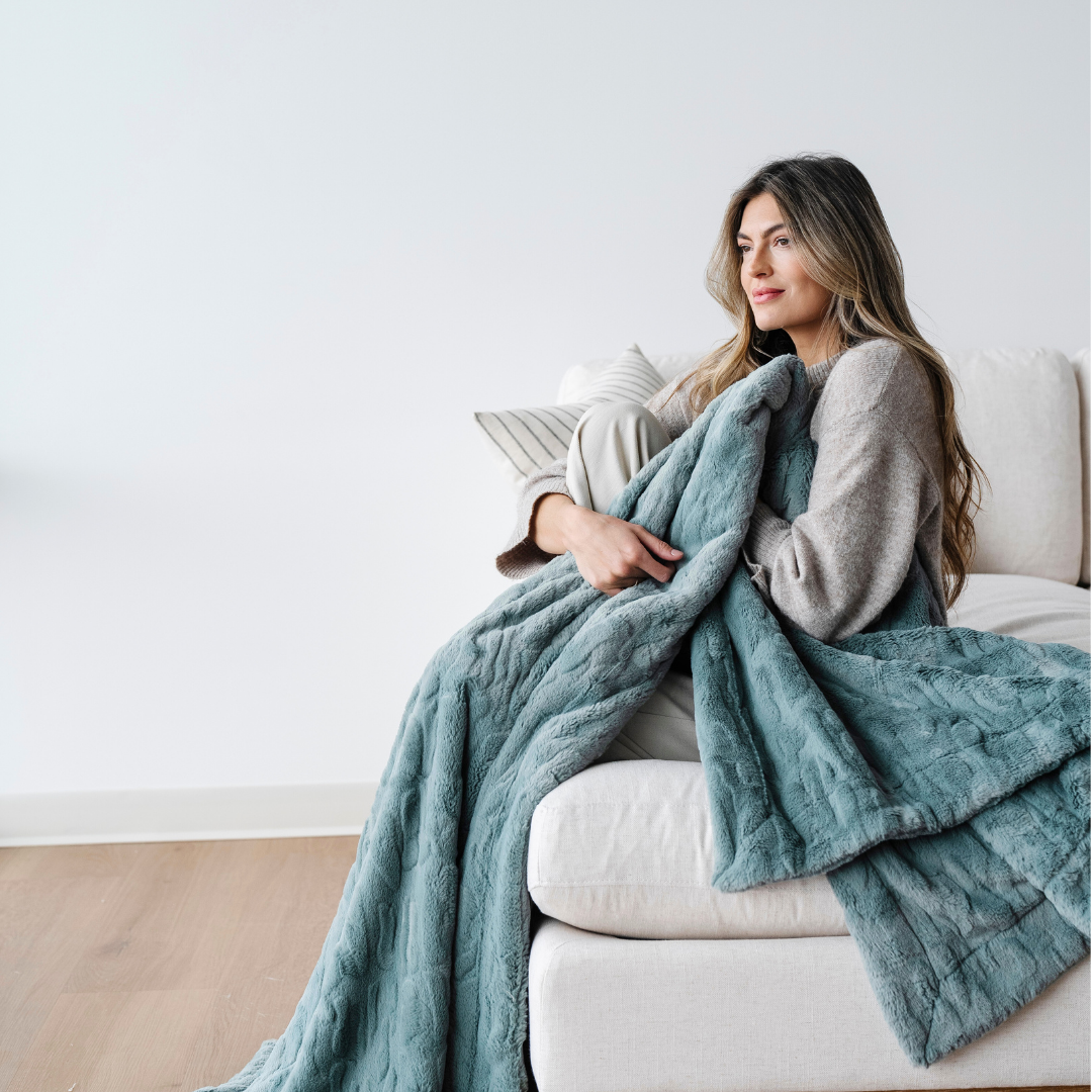Patterned Faux Fur Throw Blanket