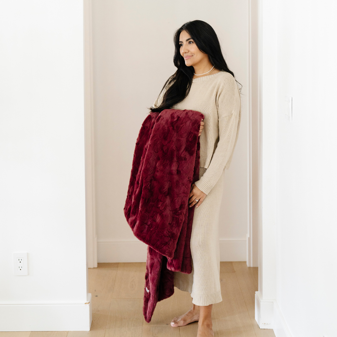 Patterned Faux Fur Throw Blanket