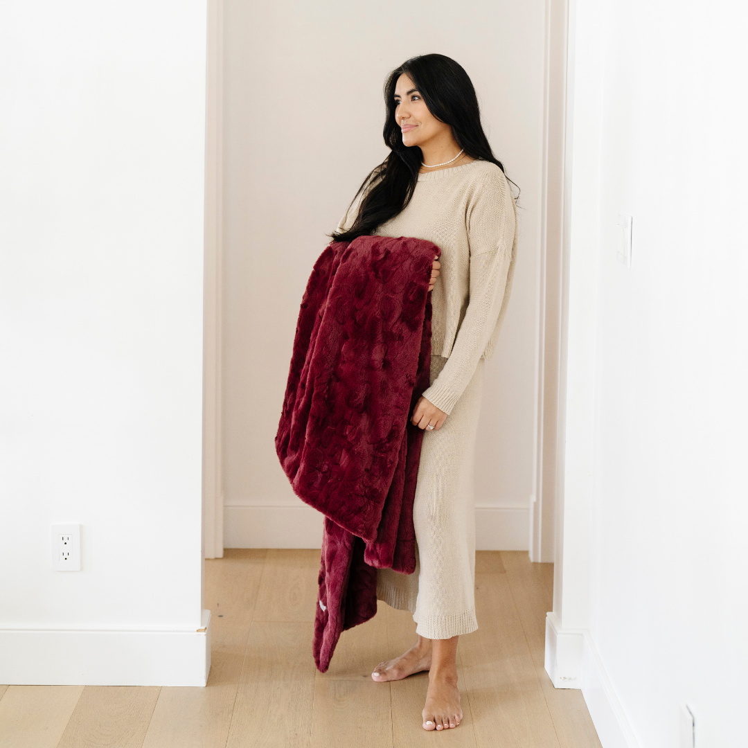 Patterned Faux Fur Throw Blanket