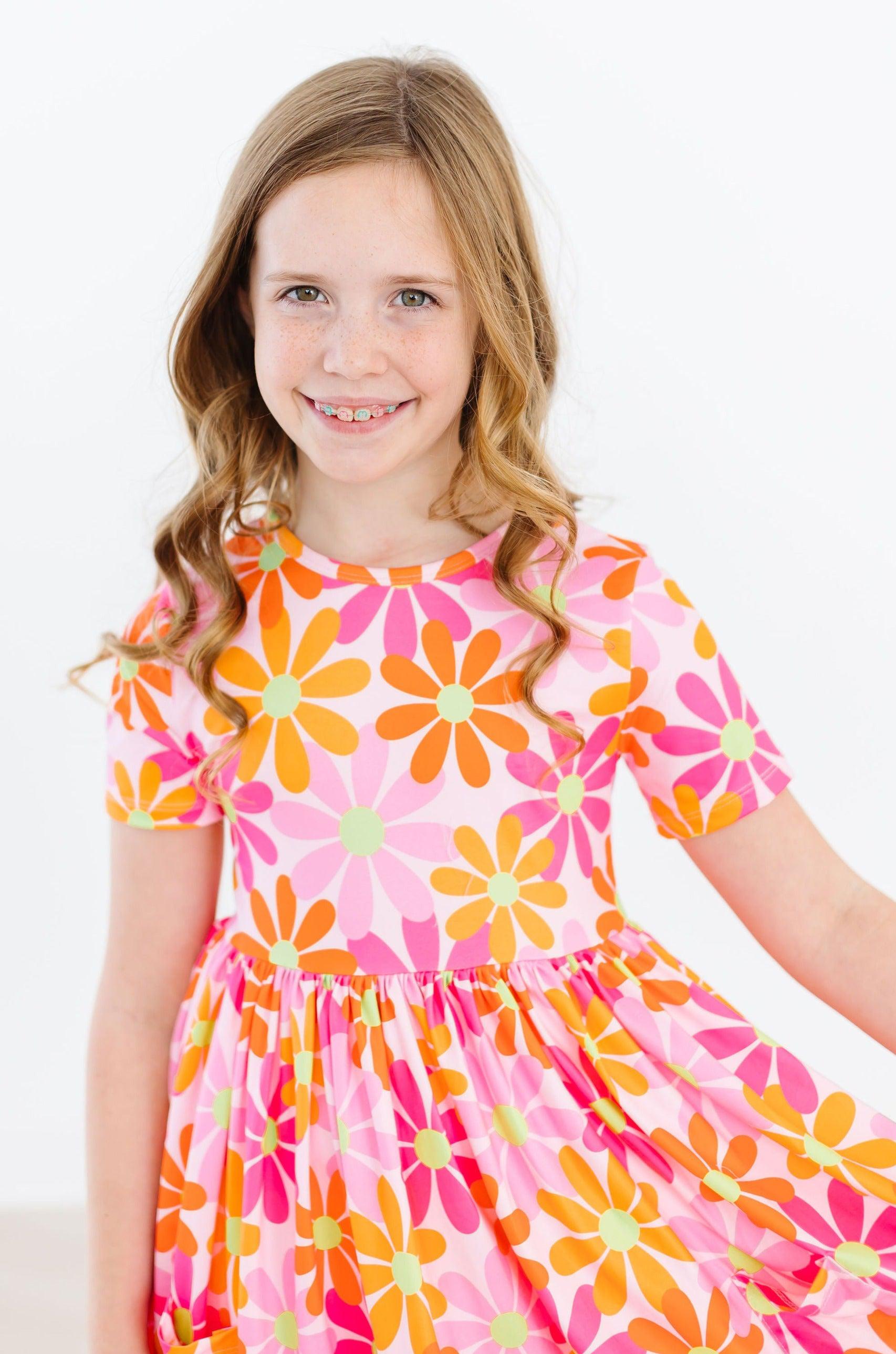 Retro Daisies Pocket Twirl Dress