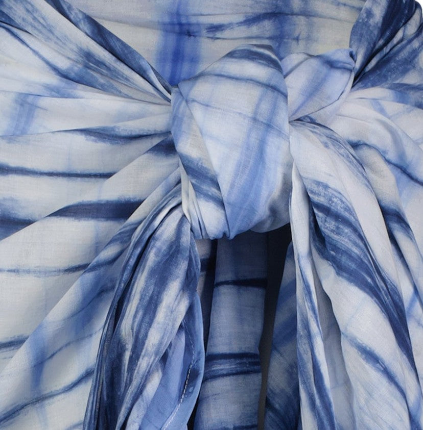 Cotton Saline Pareo White Indigo Tie-Dye