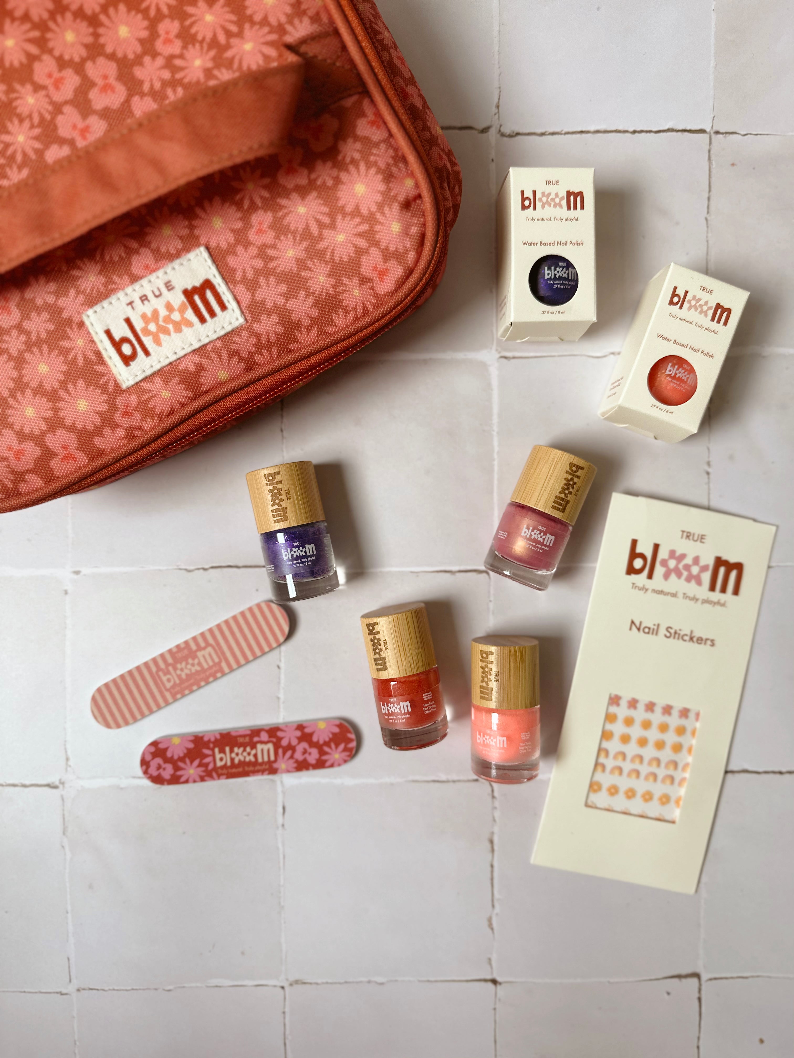 Bloom Nail Kit