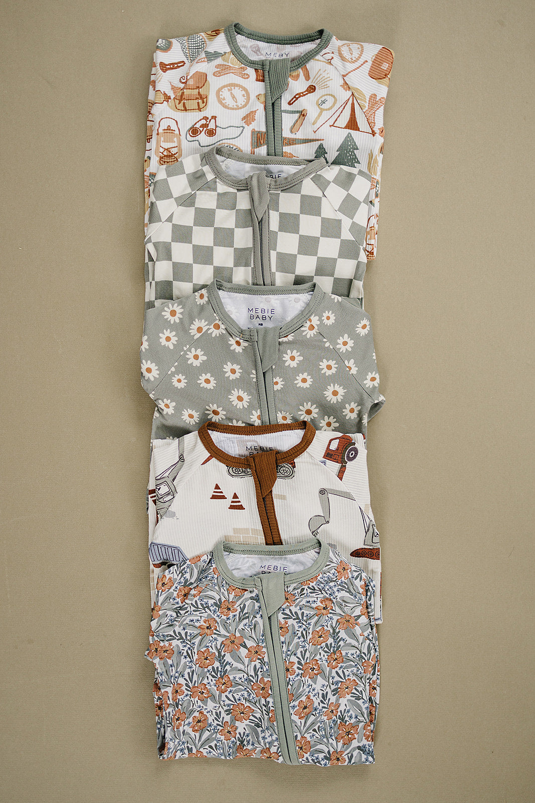 Light Green Daisy Bamboo Zipper Pajamas
