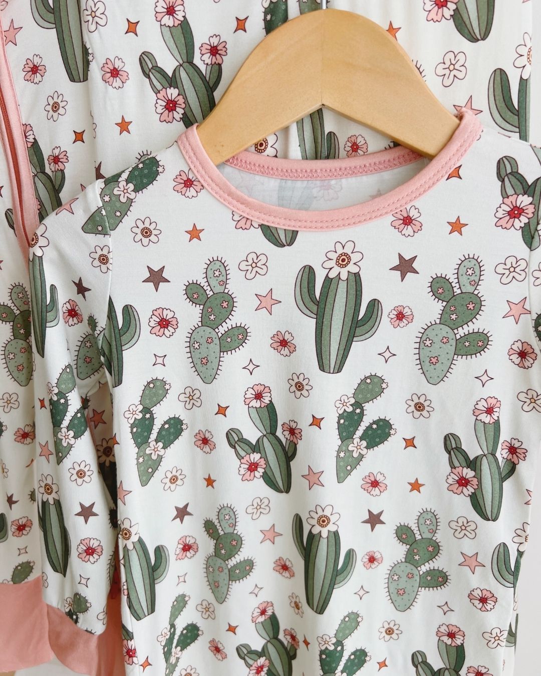 Cactus Flowers Bamboo Two Piece Set