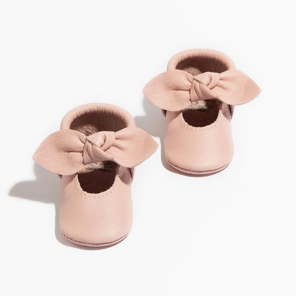Blush Knotted Bow Baby Shoe - Blissfully Lavender BoutiqueFreshly Picked