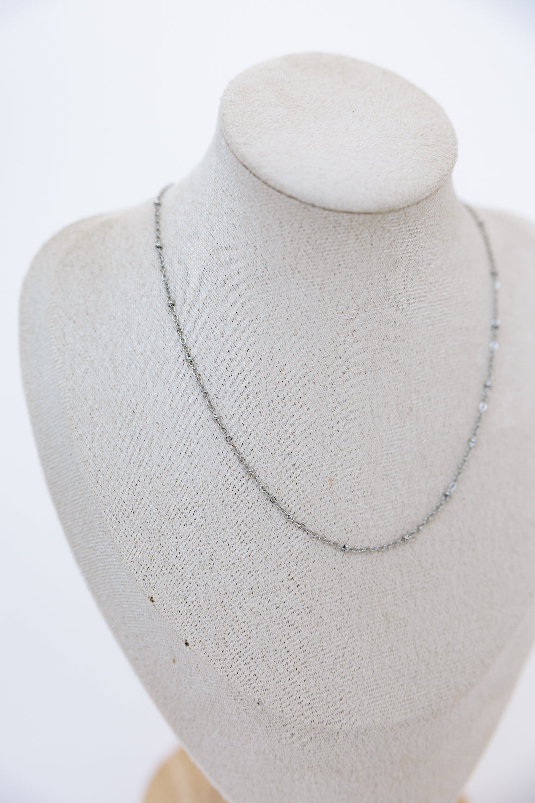 Satellite Layering Chain