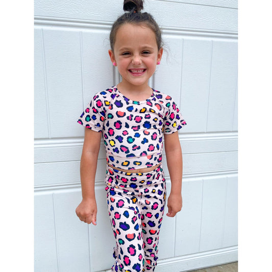 Girls Leopard Athletic Top and Legging Set