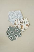 Classic Muslin Bib - Blissfully Lavender BoutiqueMebie Baby