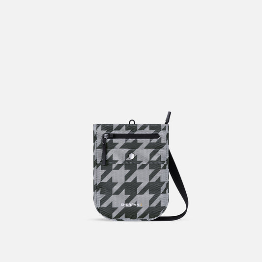 Prima AT | Travel Crossbody - Houndstooth Print