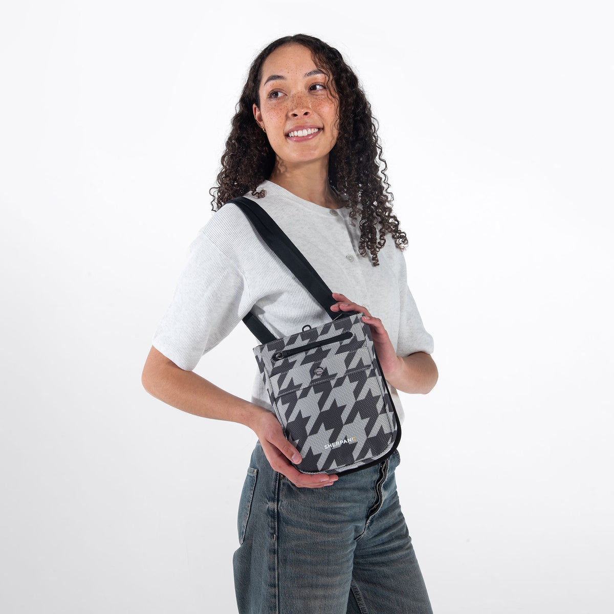 Prima AT | Travel Crossbody - Houndstooth Print