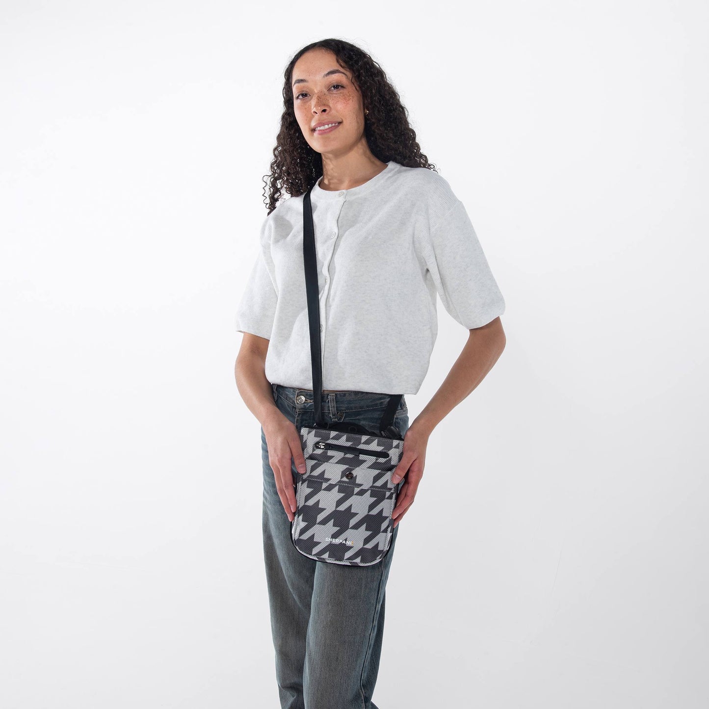 Prima AT | Travel Crossbody - Houndstooth Print