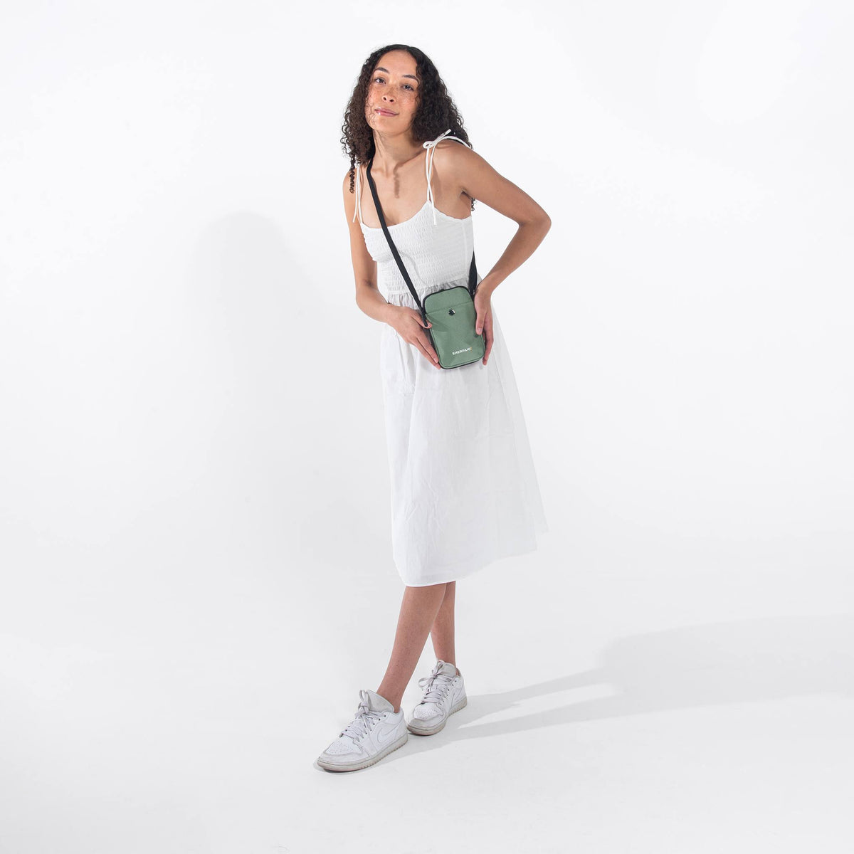 Simplicity AT | Crossbody Wallet - Aloe Mist Green