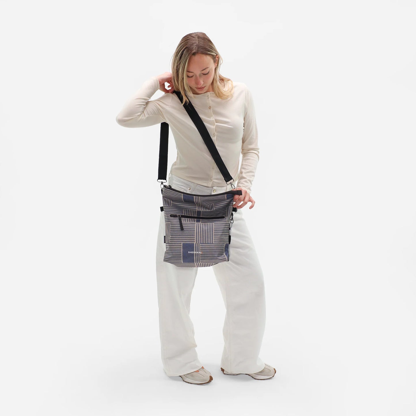 Vale AT | Reversible Crossbody - Smoky Orchid Pink