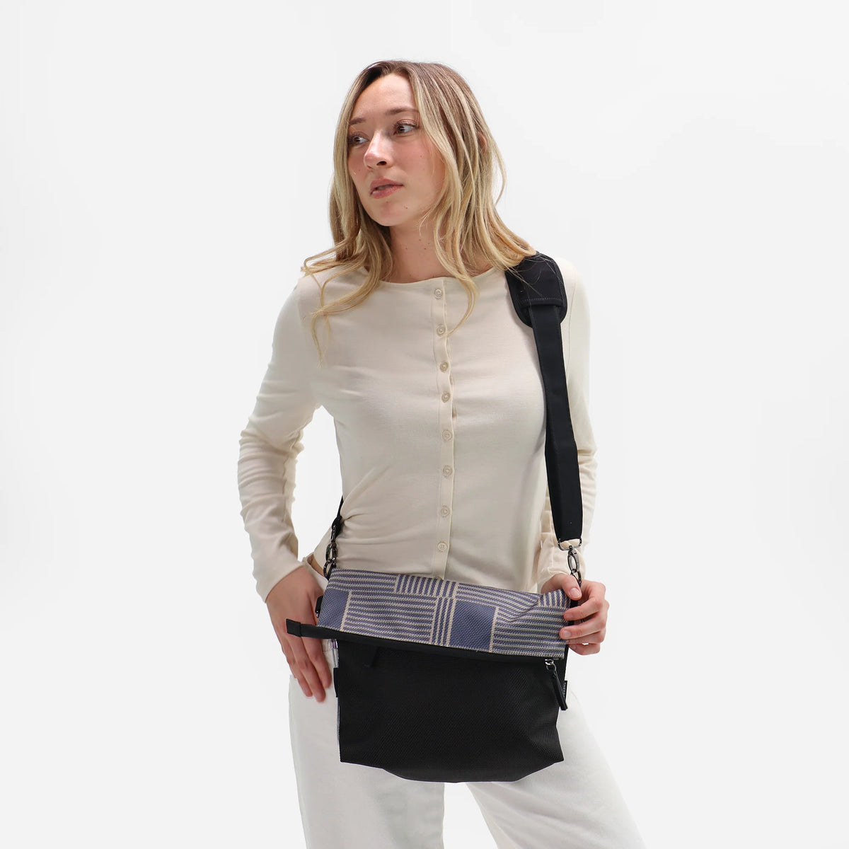 Vale AT | Reversible Crossbody - Smoky Orchid Pink