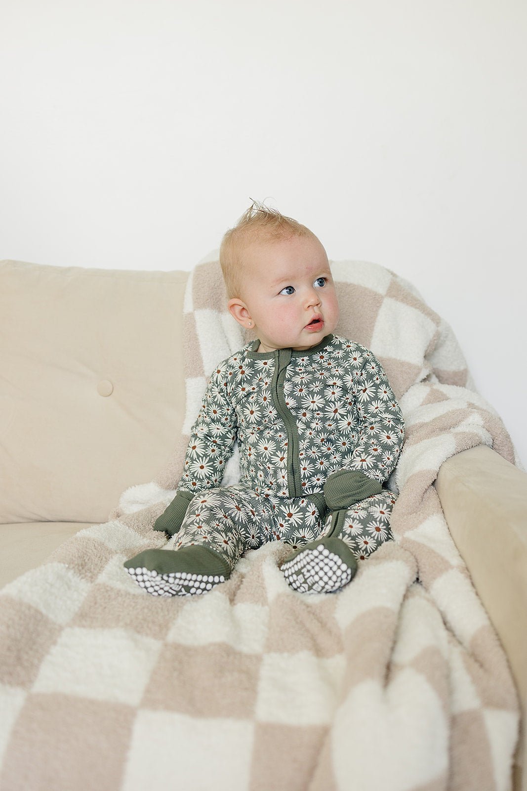 Dark Green Daisy Ribbed Bamboo Zipper Pajama - Blissfully Lavender BoutiqueMebie Baby