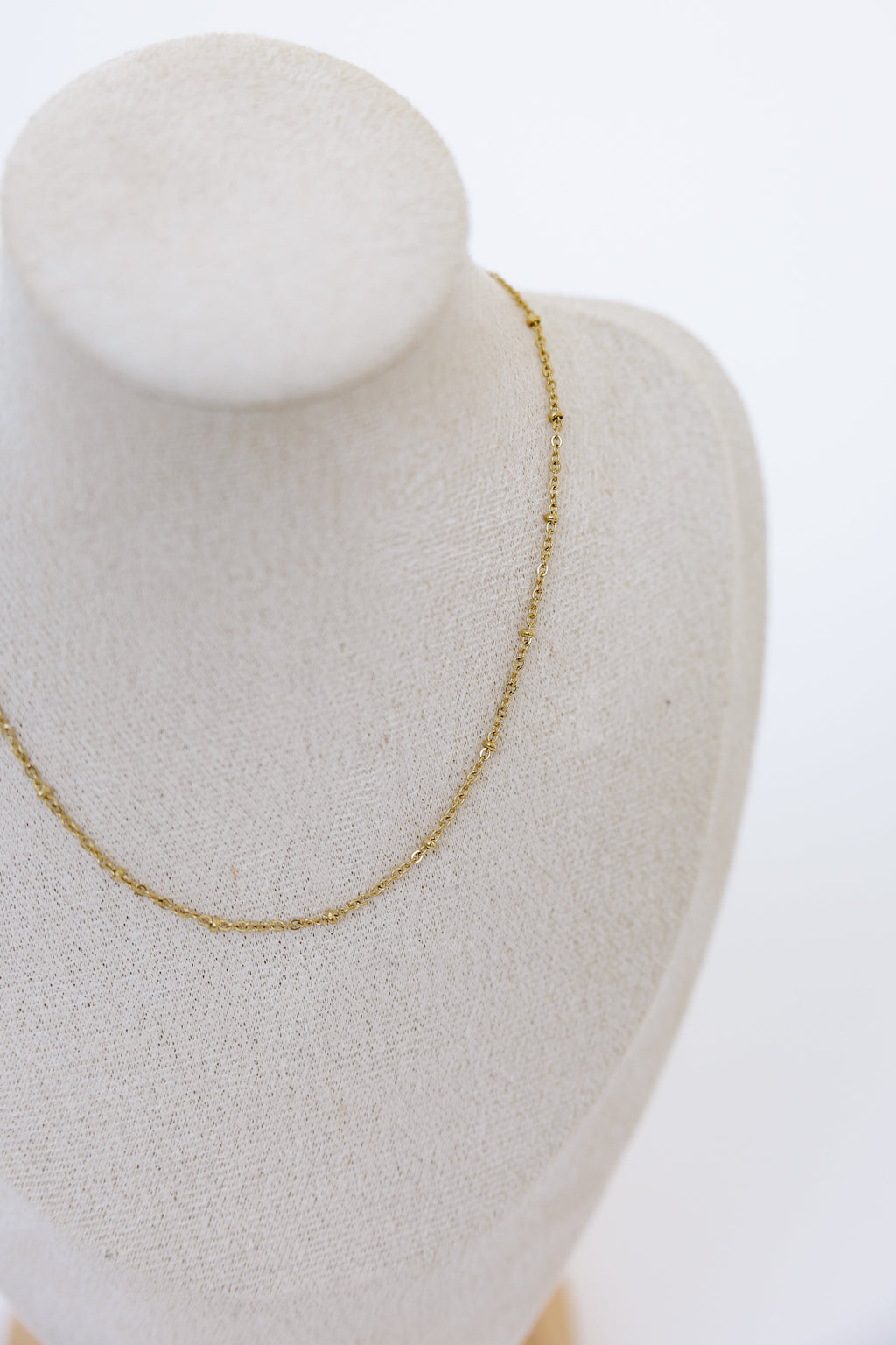 Satellite Layering Chain – Gold or Silver