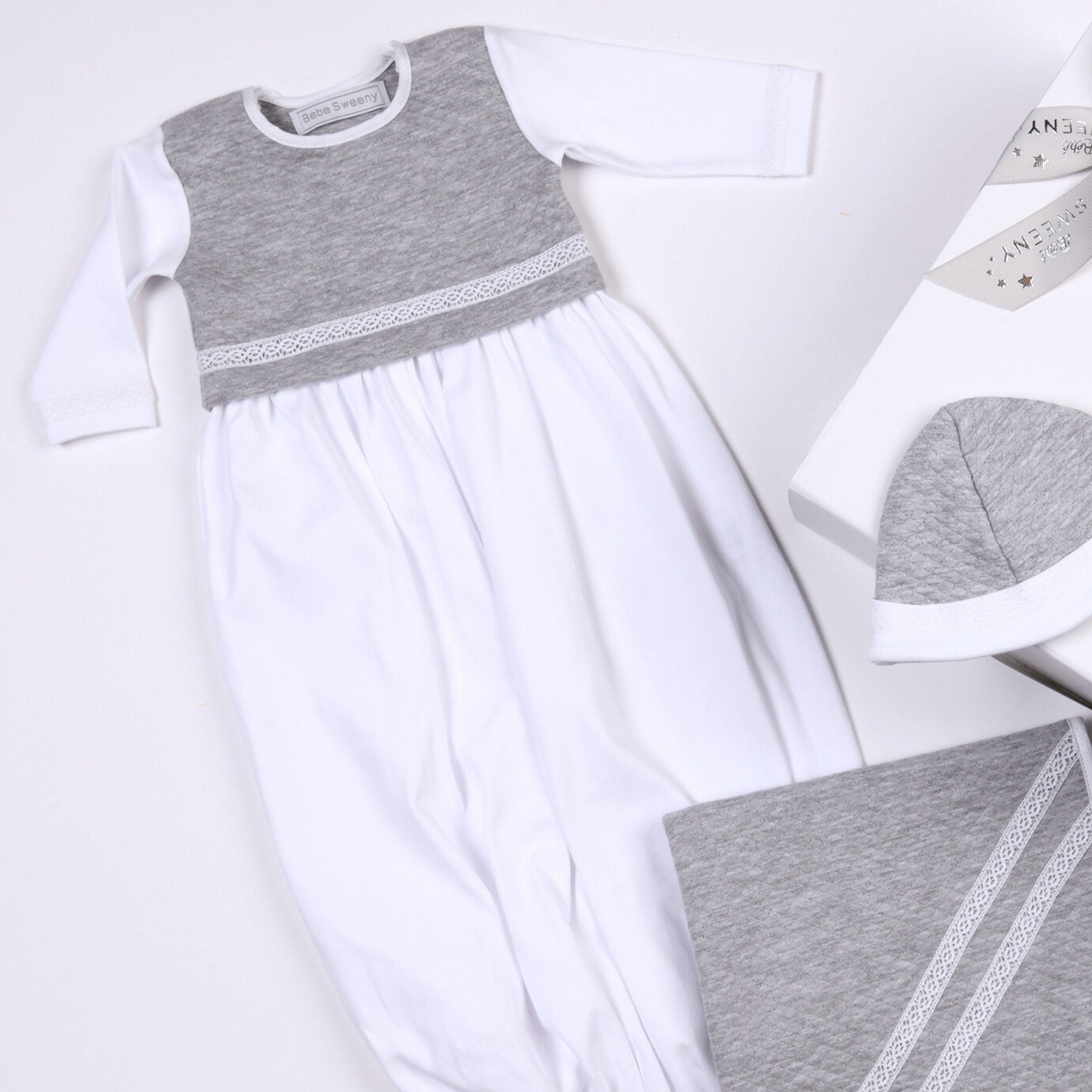 White & Grey Quilted Cotton Gown